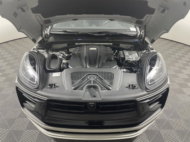 2024 Porsche Macan GTS