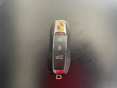 2025 Porsche Macan S AWD