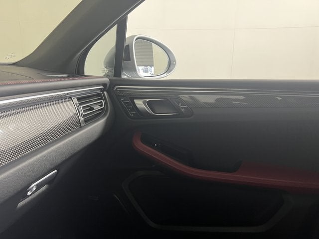 2025 Porsche Macan S