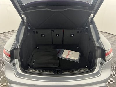 2025 Porsche Macan S