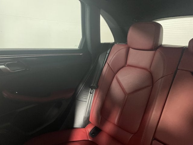 2025 Porsche Macan S