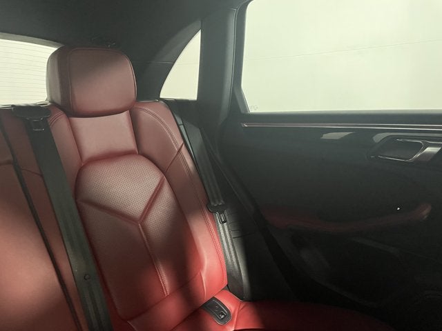 2025 Porsche Macan S