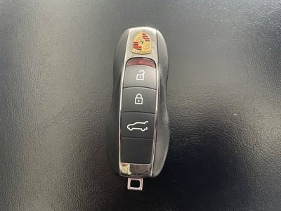 2025 Porsche Macan S