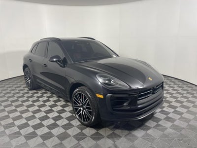 2025 Porsche Macan S