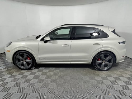 2025 Porsche Cayenne GTS