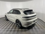 2025 Porsche Cayenne GTS