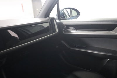 2025 Porsche Cayenne S