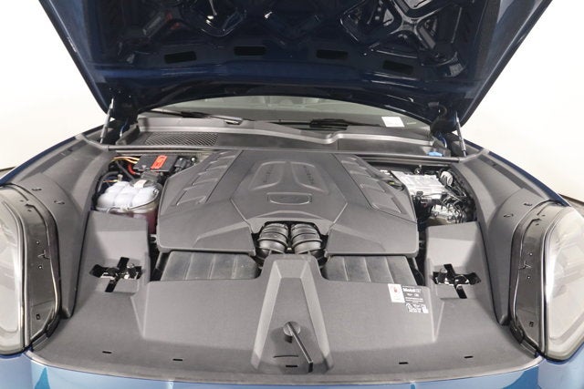 2025 Porsche Cayenne S