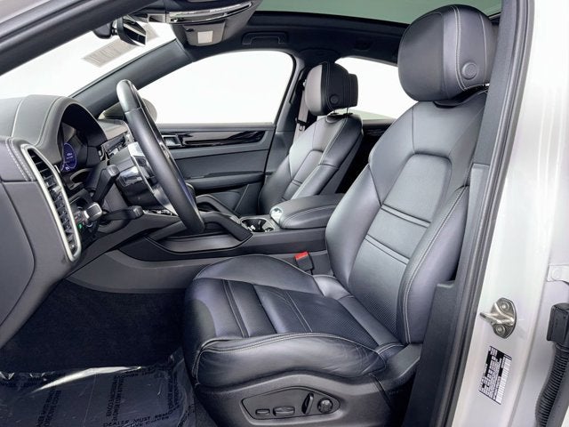 2023 Porsche Cayenne Base