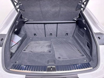 2023 Porsche Cayenne Base