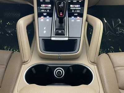 2023 Porsche Cayenne Platinum Edition