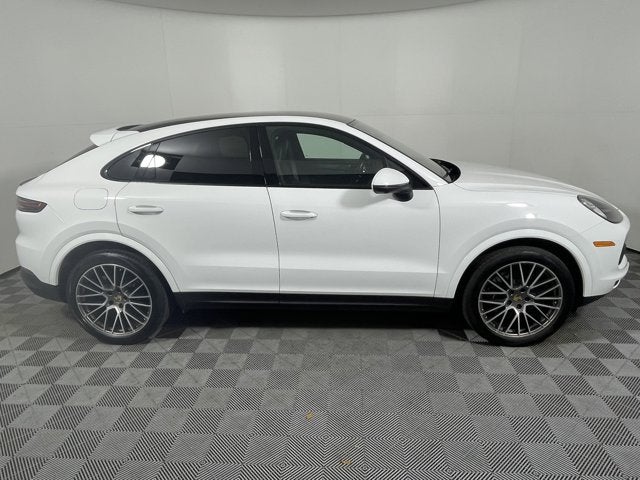 2023 Porsche Cayenne Platinum Edition
