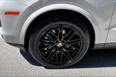 2024 Porsche Cayenne Coupe Base