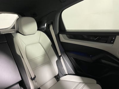 2025 Porsche Cayenne Base