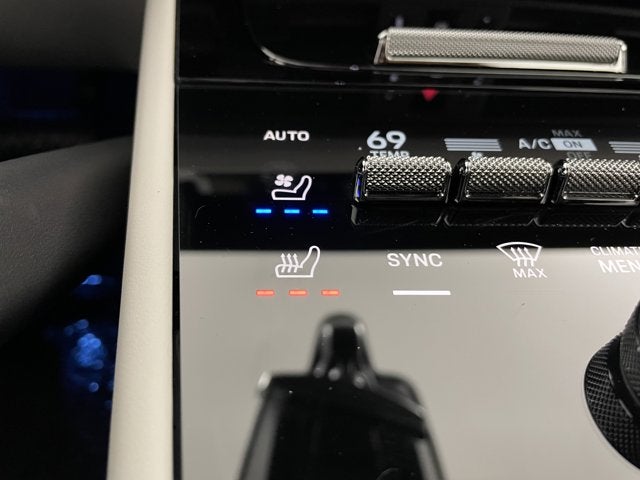 2025 Porsche Cayenne Base