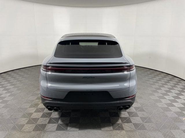 2025 Porsche Cayenne Base