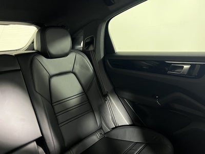 2023 Porsche Cayenne Base