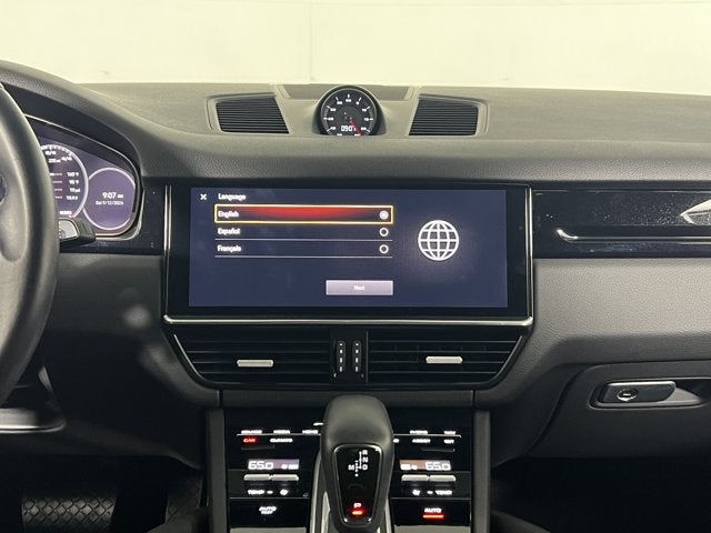 2023 Porsche Cayenne Base