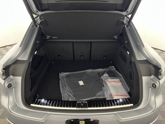 2026 Porsche Cayenne GTS Coupe AWD