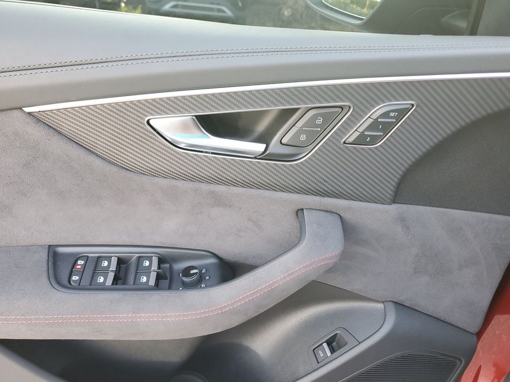 2025 Audi RS Q8 performance 4.0T quattro