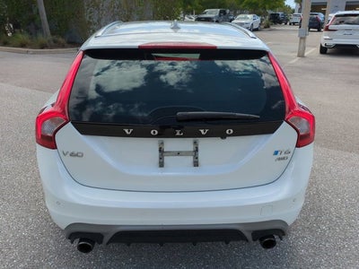 2018 Volvo V60 R-Design Platinum