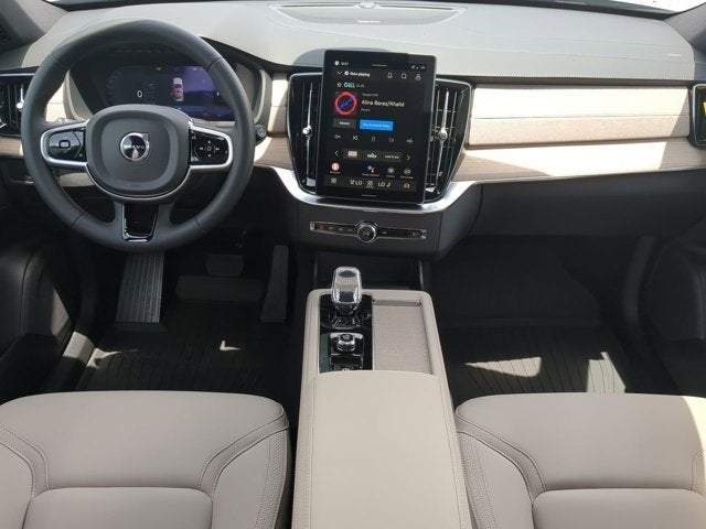 2026 Volvo XC90 Plus