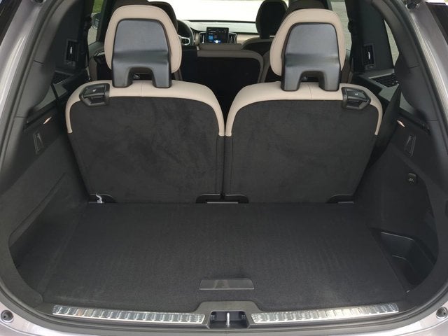 2026 Volvo XC90 Plus