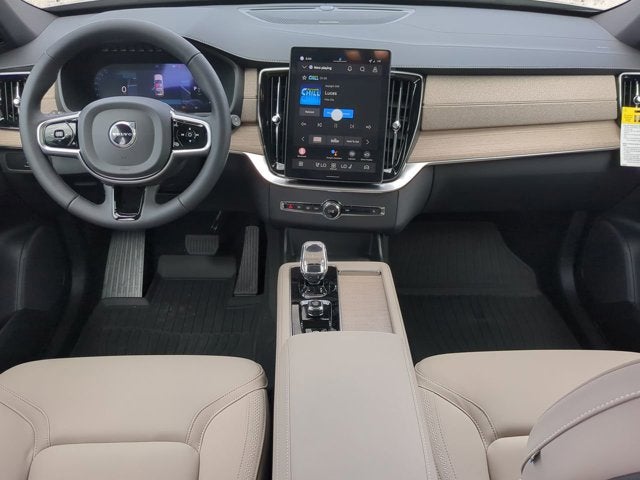 2026 Volvo XC90 Plus