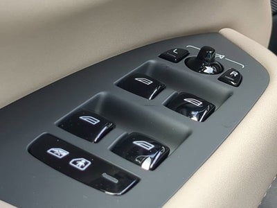 2026 Volvo XC90 Plus