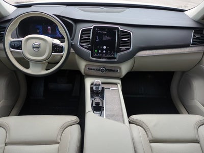 2024 Volvo XC90 Ultimate Bright Theme