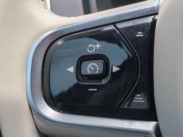 2024 Volvo XC90 Ultimate Bright Theme