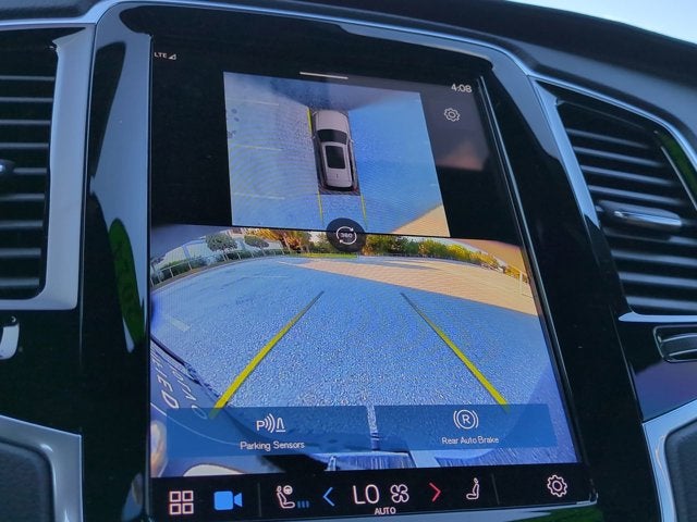 2024 Volvo XC90 Ultimate Bright Theme