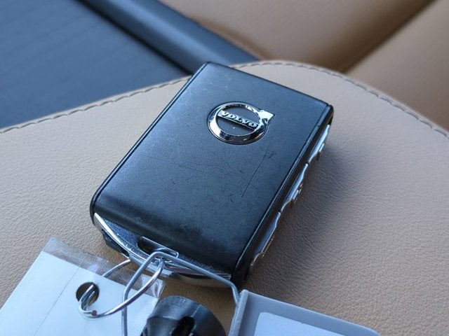 2024 Volvo XC90 Ultimate Bright Theme