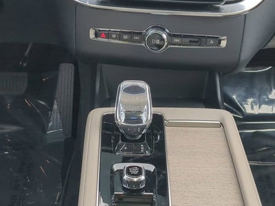 2026 Volvo XC90 Core