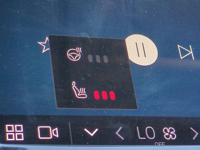 2023 Volvo XC90 Plus