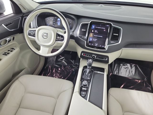 2020 Volvo XC90 T5 Momentum