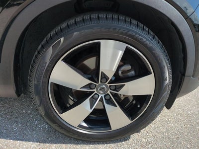 2021 Volvo XC40 Momentum
