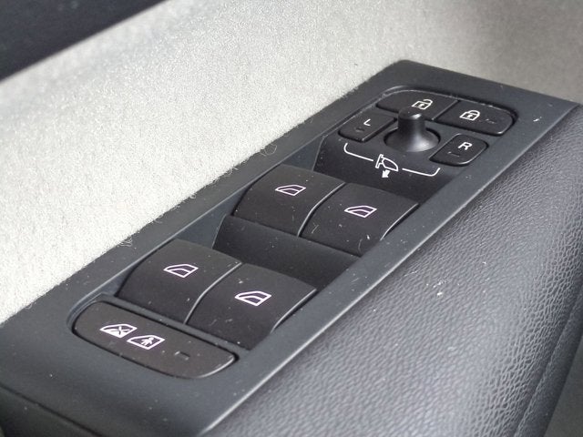 2019 Volvo XC40 Momentum