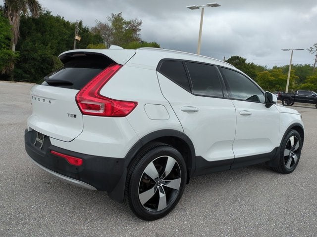 2019 Volvo XC40 Momentum