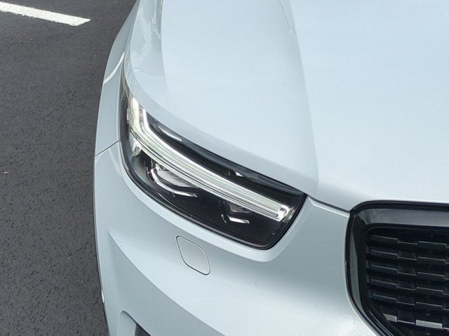 2021 Volvo XC40 R-Design