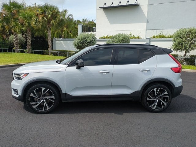 2021 Volvo XC40 R-Design