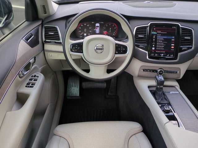 2022 Volvo XC90 Inscription