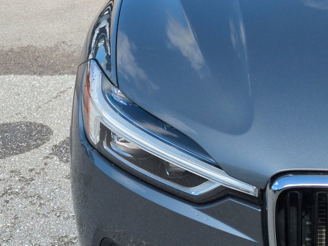 2021 Volvo XC60 Momentum