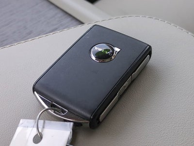 2024 Volvo XC90 Recharge Plug-In Hybrid Plus Bright Theme