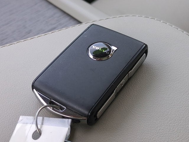 2024 Volvo XC90 Recharge Plug-In Hybrid Plus Bright Theme