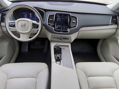 2024 Volvo XC90 Recharge Plug-In Hybrid Plus Bright Theme