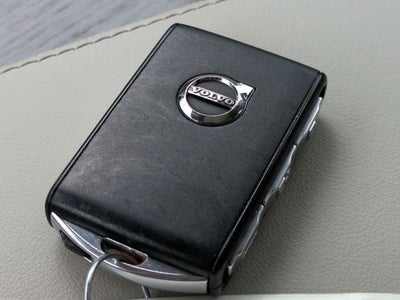 2024 Volvo XC90 Recharge Plug-In Hybrid Plus Bright Theme