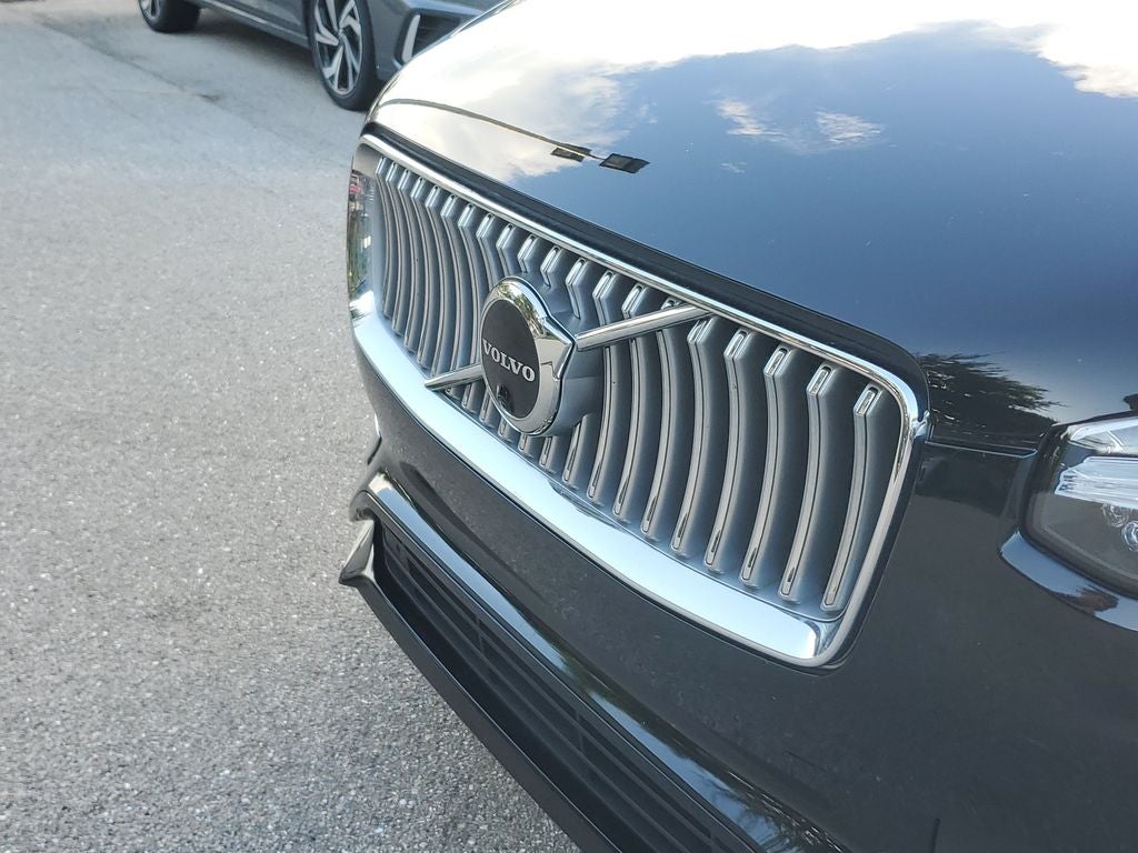 2023 Volvo XC90 Recharge Plug-In Hybrid T8 Plus Bright Theme 7 Passenger