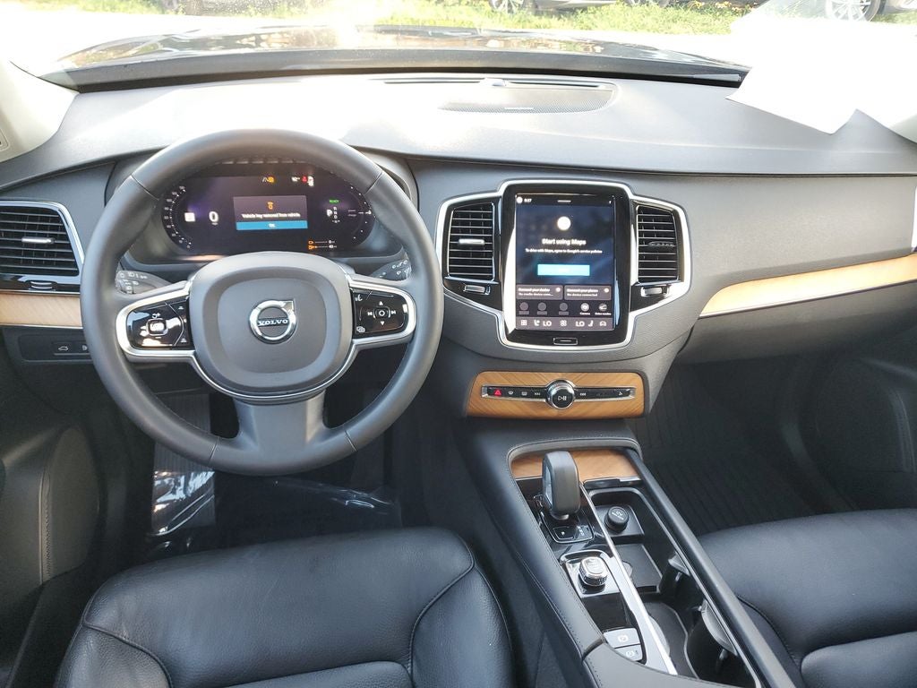 2023 Volvo XC90 Recharge Plug-In Hybrid T8 Plus Bright Theme 7 Passenger