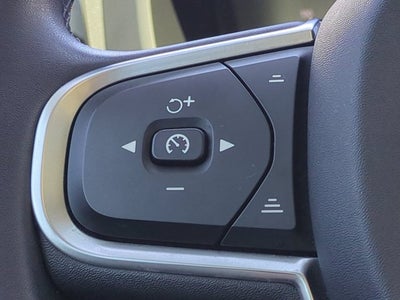 2023 Volvo XC60 Recharge Plug-In Hybrid Core Bright Theme